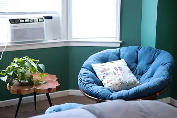 The Rainforest II | Sleeps 16 | 20m to NYC | FREE Parking