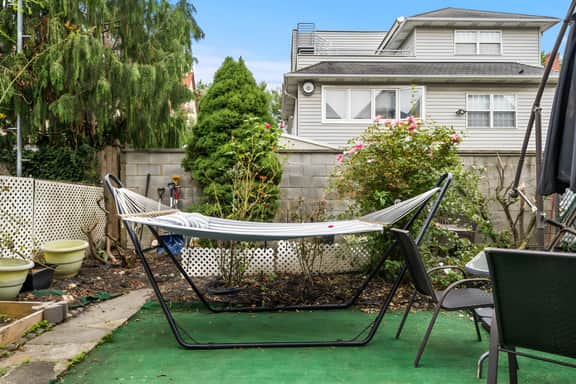 Huge Home | Sleeps 10+ | Minutes from NYC
